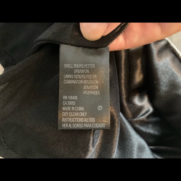 Tahari by Arthur S Levine 6 Sexy Faux Snakeskin Black LBD Career Zipper Detail - Picture 4 of 6